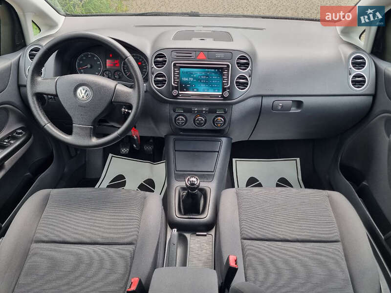 Хэтчбек Volkswagen Golf Plus 2005 в Львове