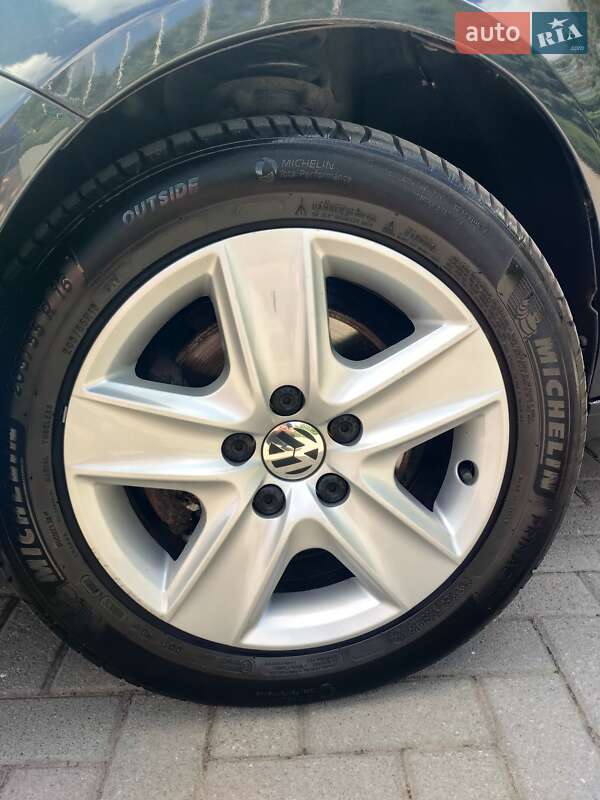 Хэтчбек Volkswagen Golf Plus 2009 в Харькове