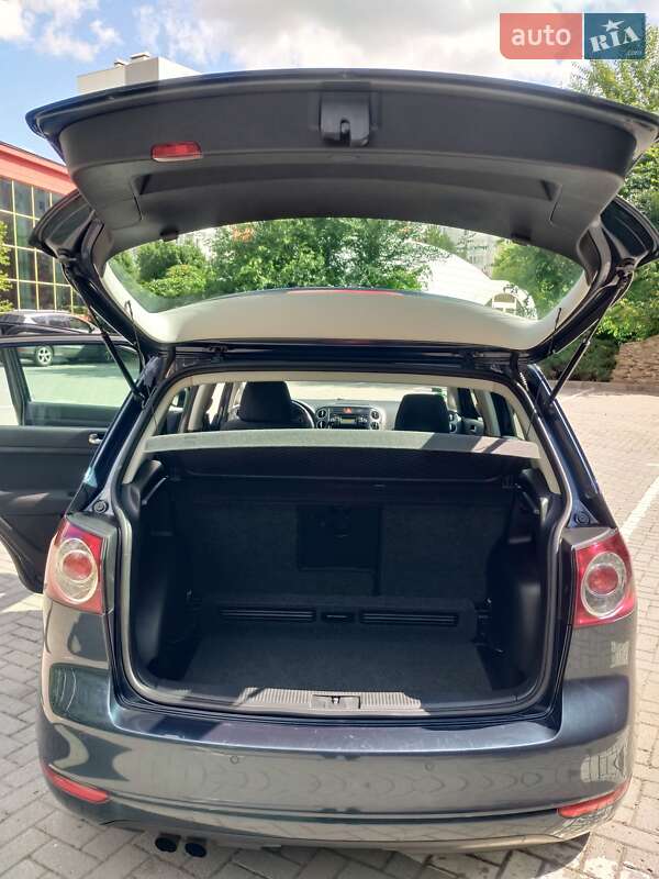 Хэтчбек Volkswagen Golf Plus 2009 в Харькове