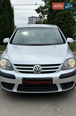 Хетчбек Volkswagen Golf Plus 2005 в Сумах