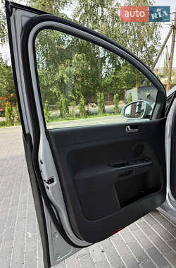 Хетчбек Volkswagen Golf Plus 2010 в 