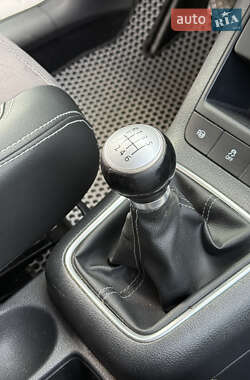 Хетчбек Volkswagen Golf Plus 2010 в 