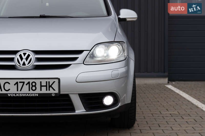 Хэтчбек Volkswagen Golf Plus 2008 в Луцке фото 5 Хэтчбек Volkswagen Golf Plus 2008 в Луцке