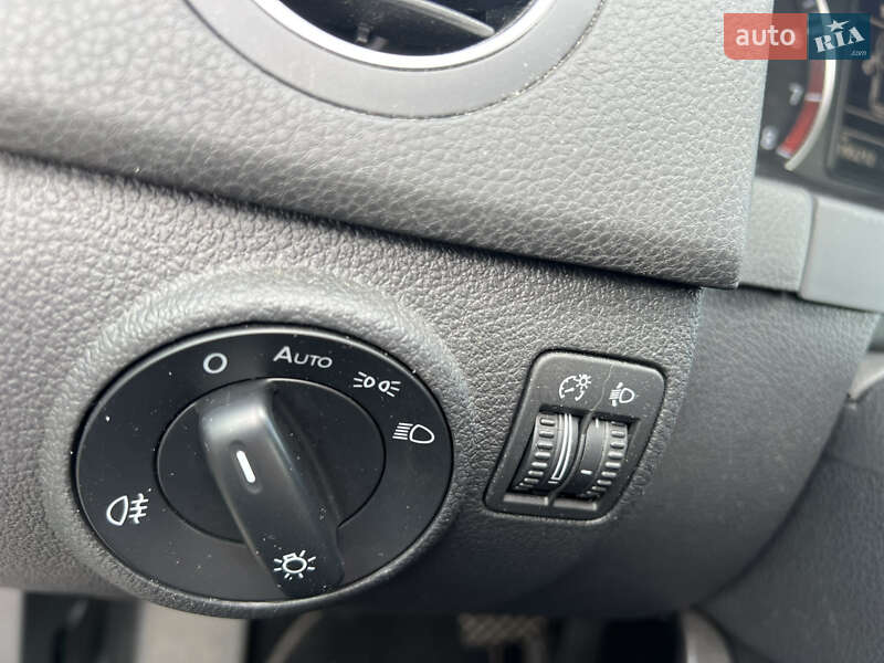 Хэтчбек Volkswagen Golf Plus 2009 в Киеве