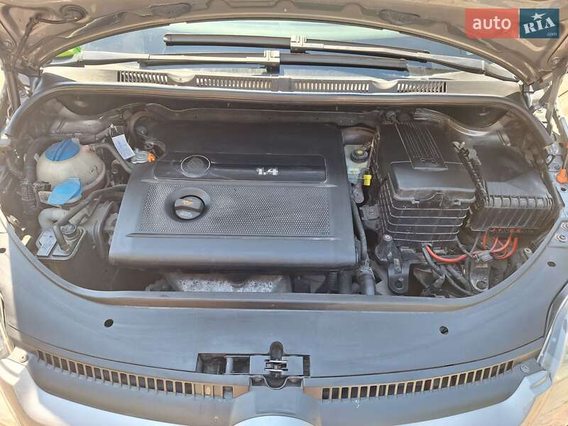 Хетчбек Volkswagen Golf Plus 2005 в Вінниці