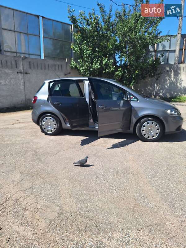 Хетчбек Volkswagen Golf Plus 2005 в Вінниці