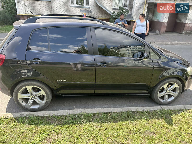 Хетчбек Volkswagen Golf Plus 2008 в Києві