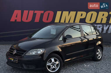 Хетчбек Volkswagen Golf Plus 2005 в Стрию