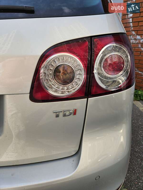 Хетчбек Volkswagen Golf Plus 2013 в Києві фото 10 Хетчбек Volkswagen Golf Plus 2013 в Києві