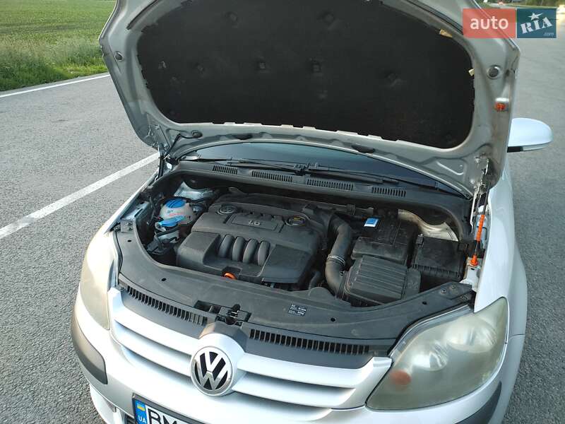 Хетчбек Volkswagen Golf Plus 2005 в Ромнах