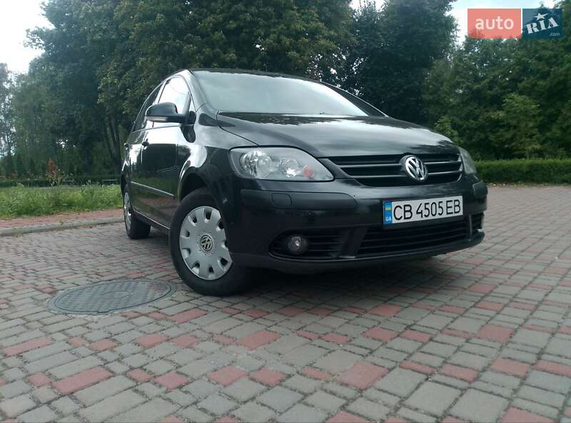 Хэтчбек Volkswagen Golf Plus 2005 в Лубнах
