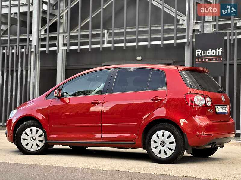 Хетчбек Volkswagen Golf Plus 2010 в Києві