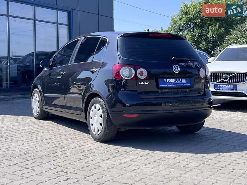 Хетчбек Volkswagen Golf Plus 2006 в Нововолинську