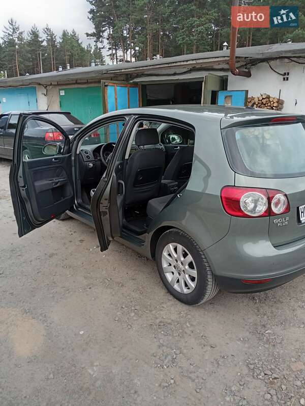 Хетчбек Volkswagen Golf Plus 2006 в Нетішині