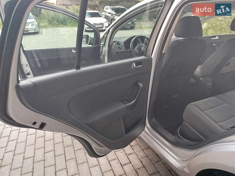 Хетчбек Volkswagen Golf Plus 2009 в Хмельницькому