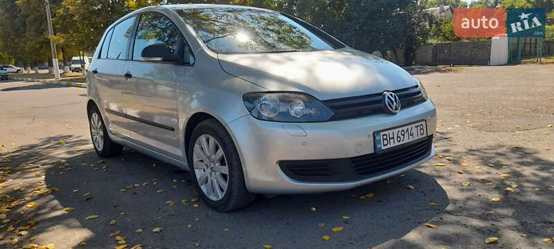Хетчбек Volkswagen Golf Plus 2010 в Подільську