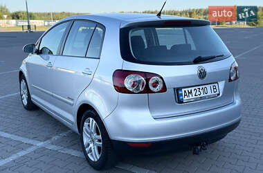Хэтчбек Volkswagen Golf Plus 2008 в 