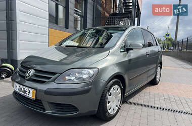 Хэтчбек Volkswagen Golf Plus 2005 в Узине