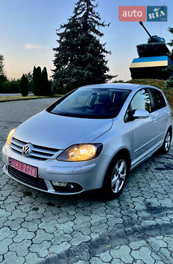 Хэтчбек Volkswagen Golf Plus 2006 в Дубно