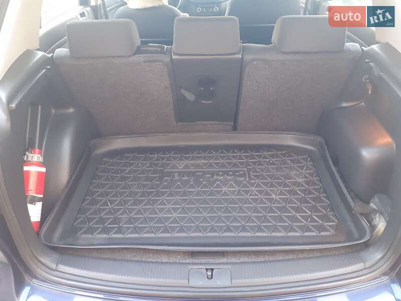 Хетчбек Volkswagen Golf Plus 2010 в Луцьку