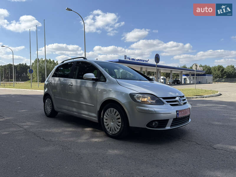 Хэтчбек Volkswagen Golf Plus 2008 в Ковеле