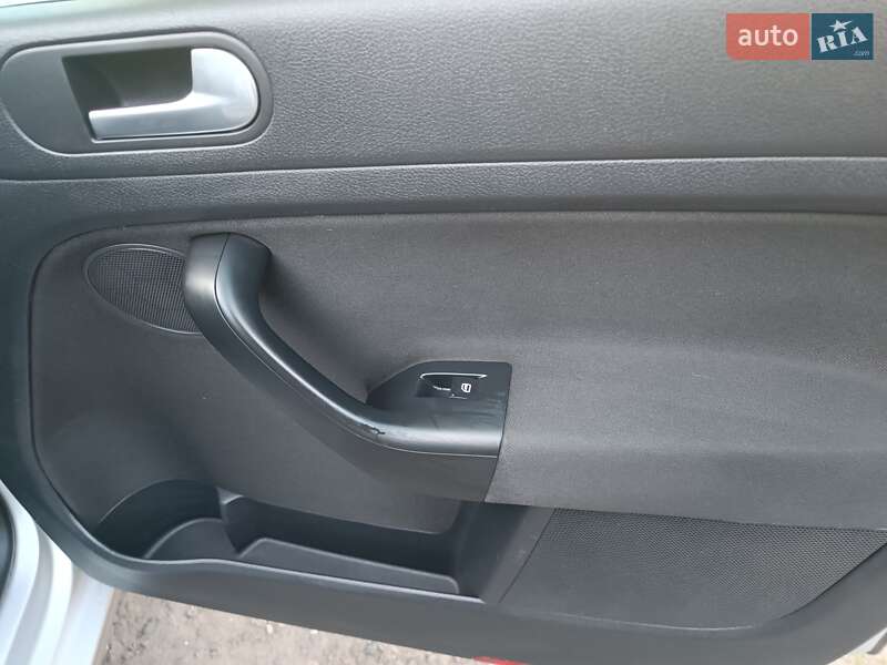 Хетчбек Volkswagen Golf Plus 2010 в Луцьку