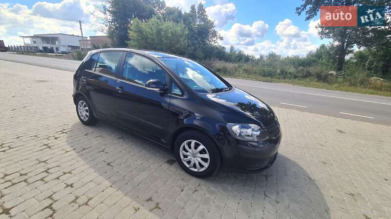 Хетчбек Volkswagen Golf Plus 2005 в Снятині