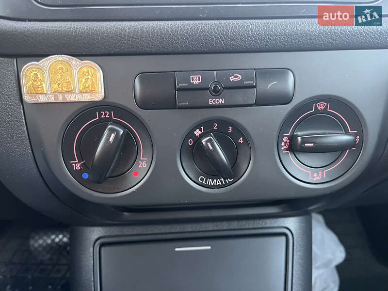 Хэтчбек Volkswagen Golf Plus 2006 в Старой Выжевке фото 5 Хэтчбек Volkswagen Golf Plus 2006 в Старой Выжевке