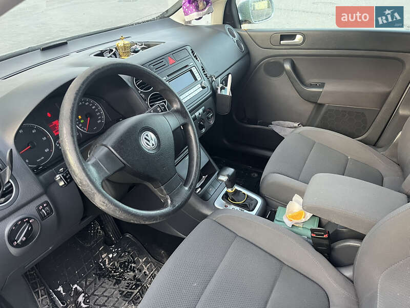 Хэтчбек Volkswagen Golf Plus 2006 в Старой Выжевке фото 4 Хэтчбек Volkswagen Golf Plus 2006 в Старой Выжевке