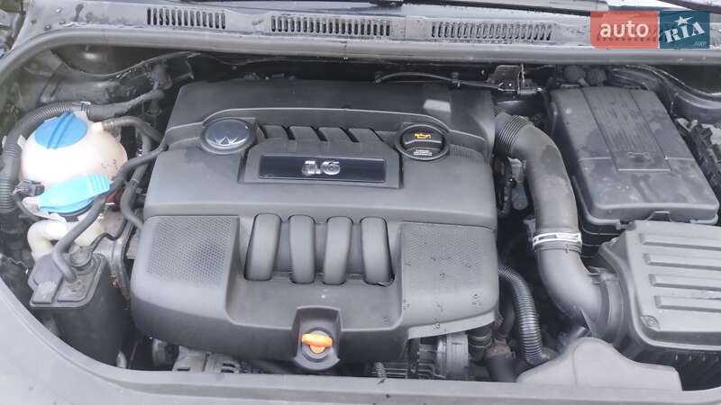 Хэтчбек Volkswagen Golf Plus 2006 в Олевске