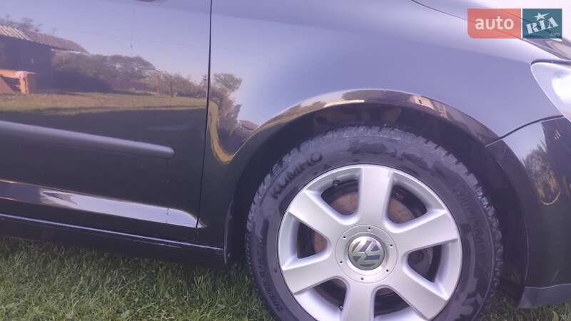 Хэтчбек Volkswagen Golf Plus 2006 в Олевске