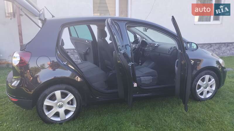 Хэтчбек Volkswagen Golf Plus 2006 в Олевске