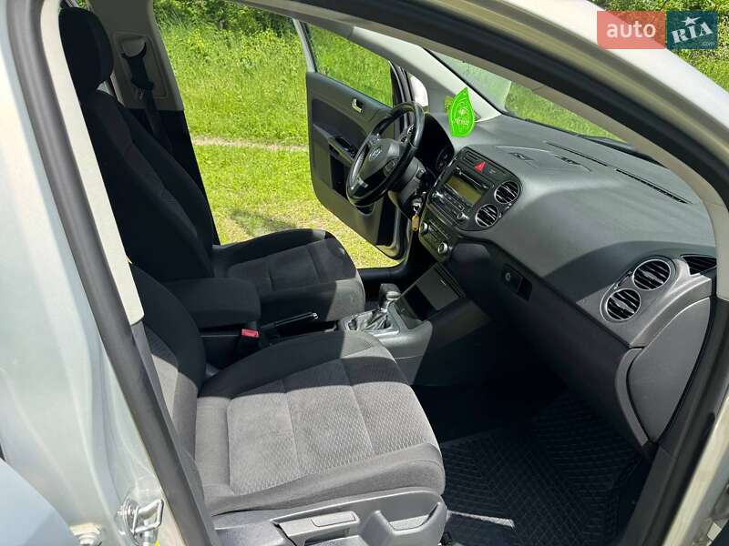 Хэтчбек Volkswagen Golf Plus 2010 в Полтаве фото 51 Хэтчбек Volkswagen Golf Plus 2010 в Полтаве