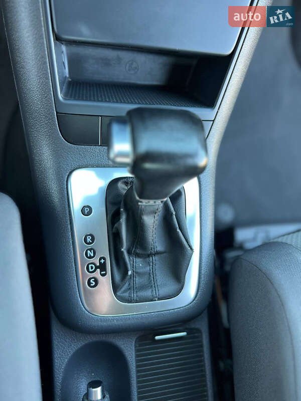 Хэтчбек Volkswagen Golf Plus 2008 в Киеве фото 20 Хэтчбек Volkswagen Golf Plus 2008 в Киеве