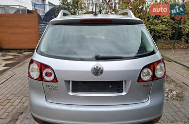 Хэтчбек Volkswagen Golf Plus 2008 в 