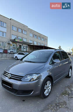 Хетчбек Volkswagen Golf Plus 2009 в Сумах