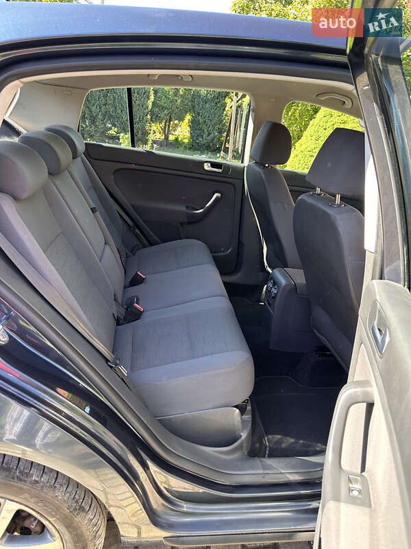 Хэтчбек Volkswagen Golf Plus 2009 в Дрогобыче