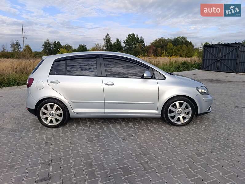 Хетчбек Volkswagen Golf Plus 2005 в Івано-Франківську
