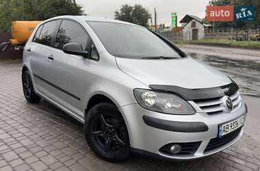 Хэтчбек Volkswagen Golf Plus 2007 в 