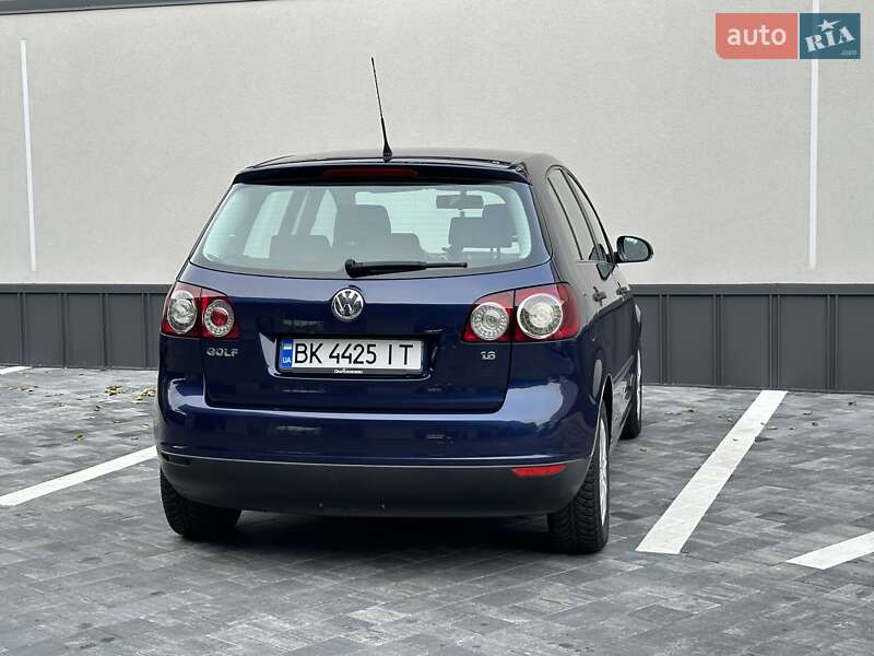 Хэтчбек Volkswagen Golf Plus 2005 в Ровно