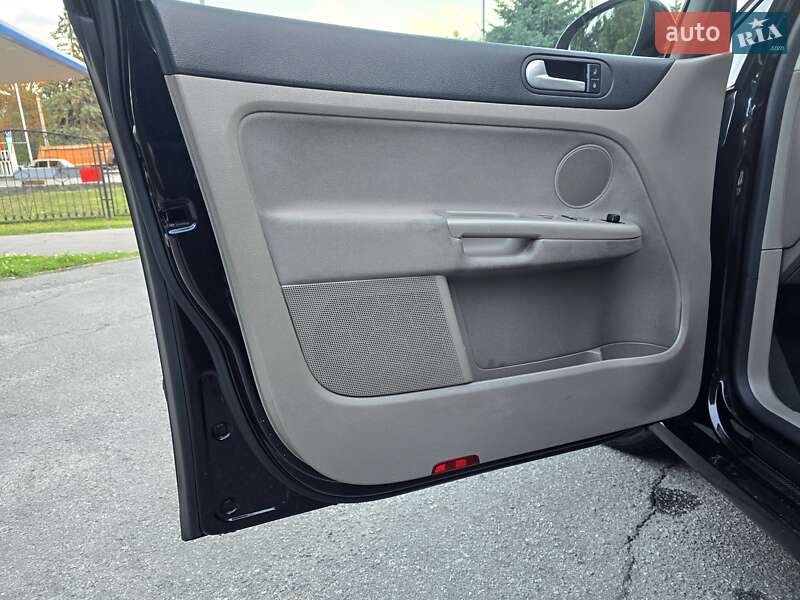 Хэтчбек Volkswagen Golf Plus 2010 в Полтаве фото 60 Хэтчбек Volkswagen Golf Plus 2010 в Полтаве