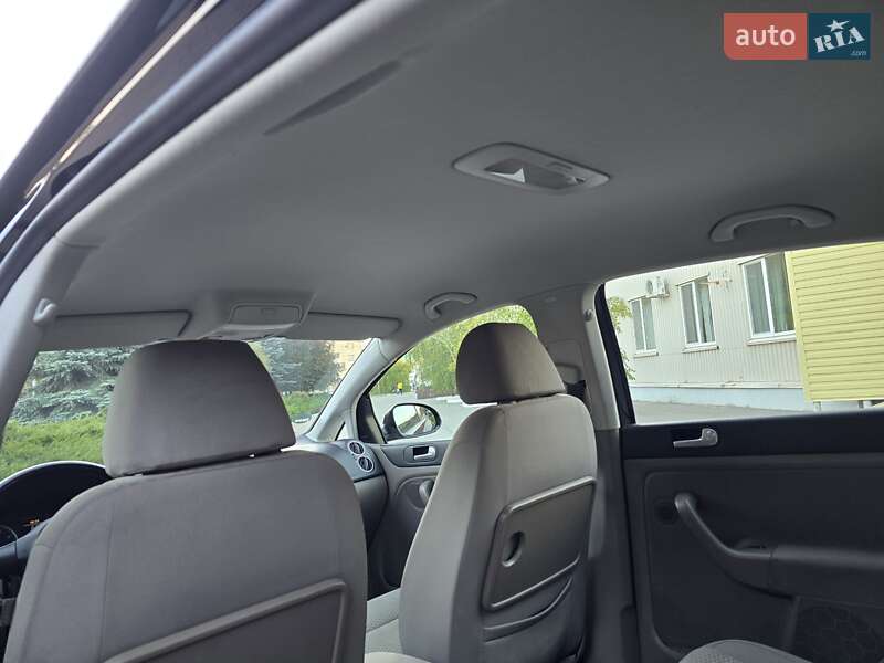 Хэтчбек Volkswagen Golf Plus 2010 в Полтаве фото 76 Хэтчбек Volkswagen Golf Plus 2010 в Полтаве