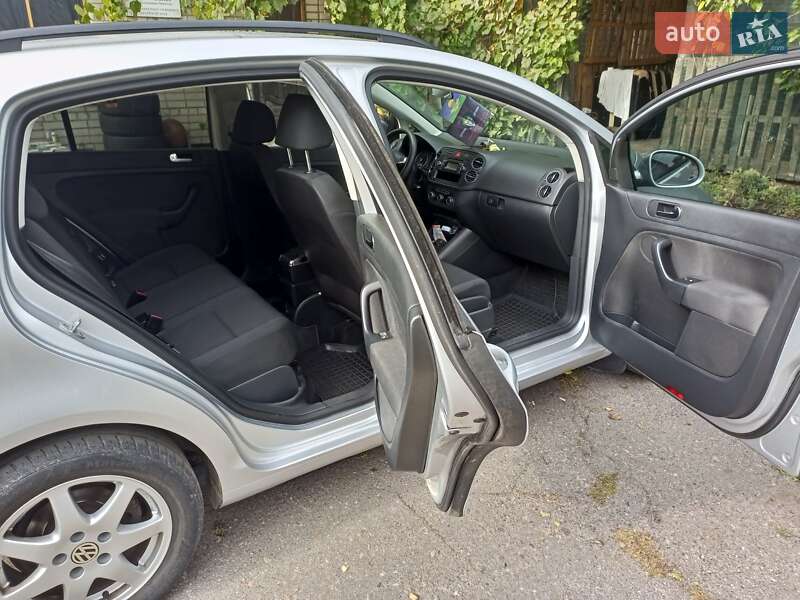 Хэтчбек Volkswagen Golf Plus 2009 в Черкассах фото 7 Хэтчбек Volkswagen Golf Plus 2009 в Черкассах