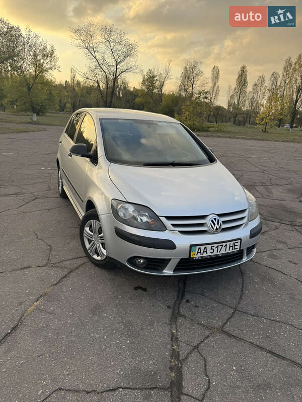 Хетчбек Volkswagen Golf Plus 2008 в Кам'янському фото 3 Хетчбек Volkswagen Golf Plus 2008 в Кам'янському
