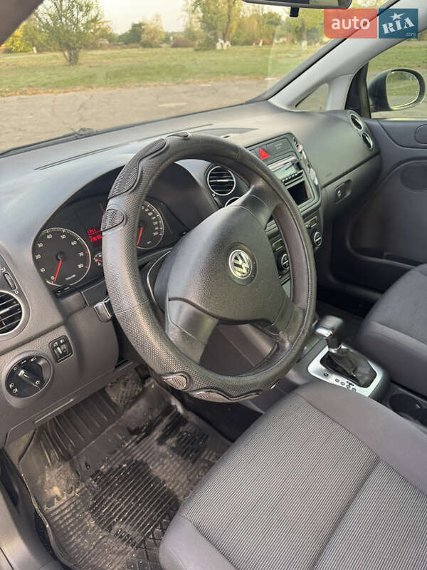 Хетчбек Volkswagen Golf Plus 2008 в Кам'янському фото 6 Хетчбек Volkswagen Golf Plus 2008 в Кам'янському
