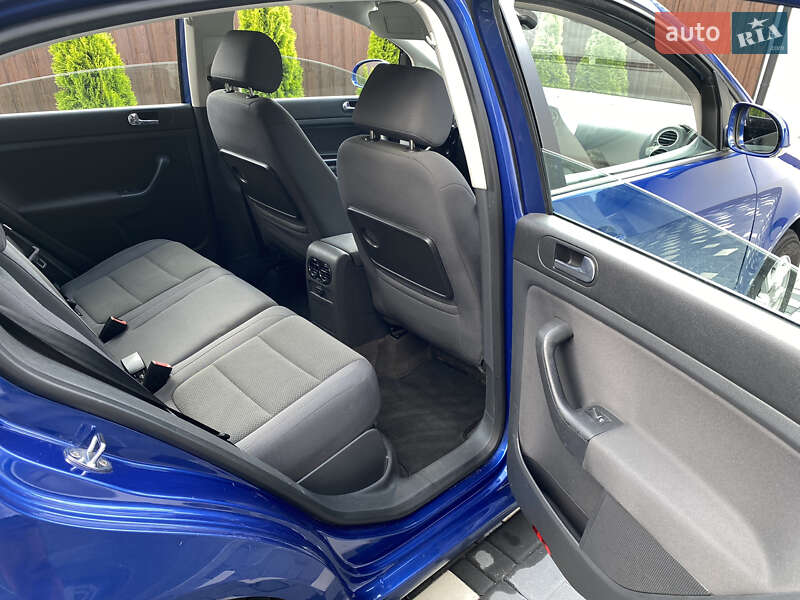 Хетчбек Volkswagen Golf Plus 2005 в Звягелі