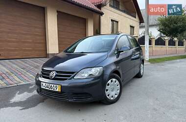 Хэтчбек Volkswagen Golf Plus 2005 в Сваляве
