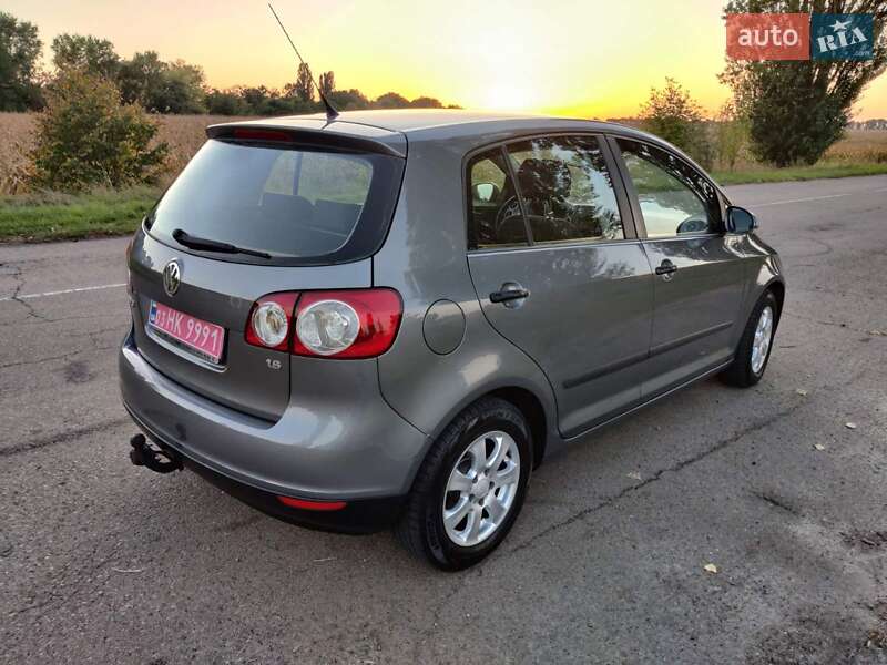Хэтчбек Volkswagen Golf Plus 2006 в Барышевке