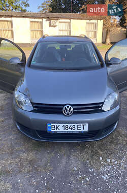 Хетчбек Volkswagen Golf Plus 2011 в Дубні