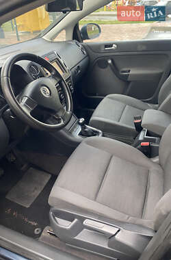Хэтчбек Volkswagen Golf Plus 2005 в  фото 10 Хэтчбек Volkswagen Golf Plus 2005 в